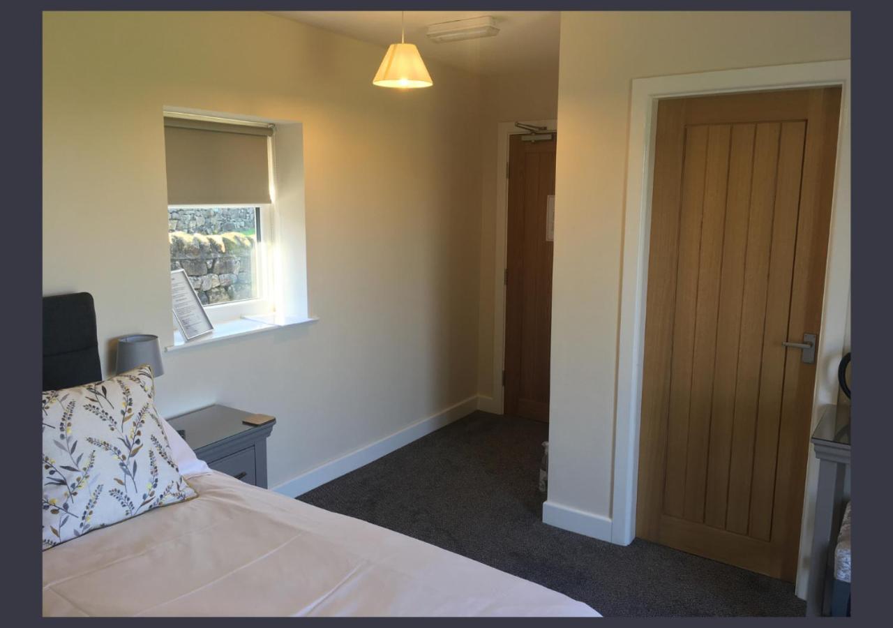 אוטלי Chevin End Guest House מראה חיצוני תמונה